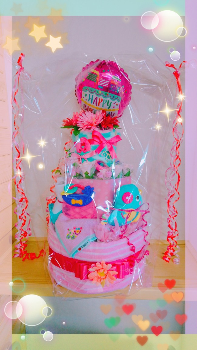 丁寧に作られたオムツケーキ(^^♪