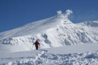 噴煙を上げる前十勝