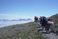 雲海の上を歩くように