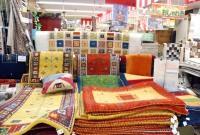 地下　ジュータン