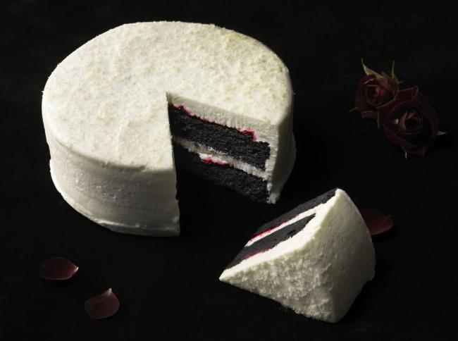 甘くない大人の黒いチーズケーキ