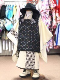 2歳（数え3歳）被布　白×黒