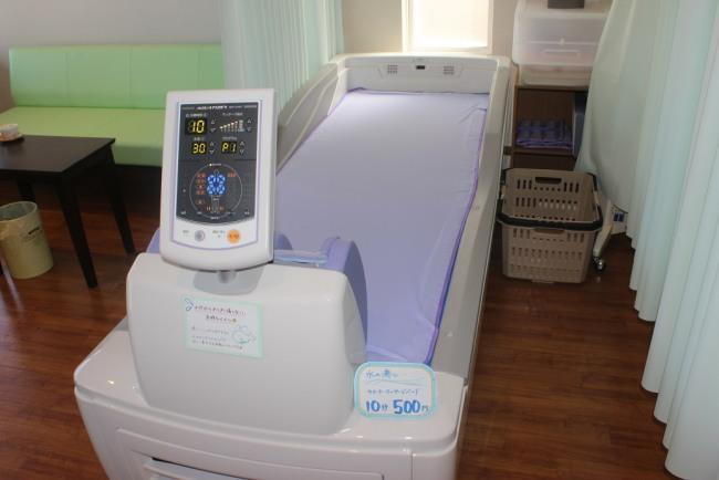 ウォーターマッサージベッド