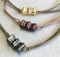 古典技法（額縁の制作技法）で作るアートジュエリー