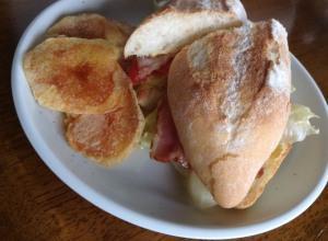 びえい産野菜使用 BLTサンド