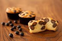 黒豆を使ったマドレーヌ　