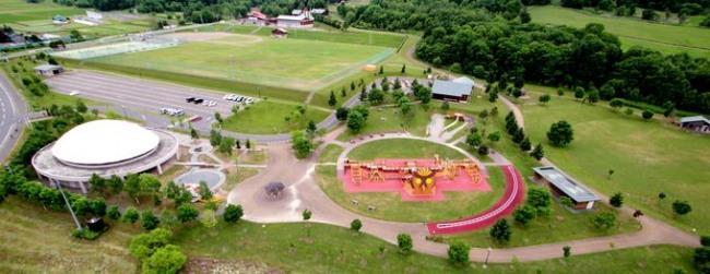 空から見たカムイの杜公園（2013年６月） 