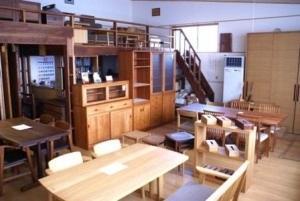 小上がりスペースより見る。