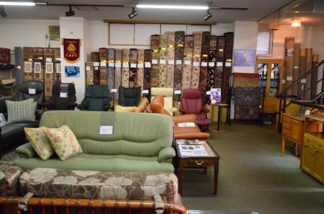 カリモク家具扱っています！