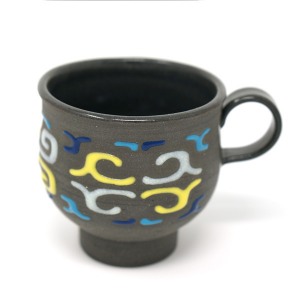 釉盛上アイヌ紋マグカップ
