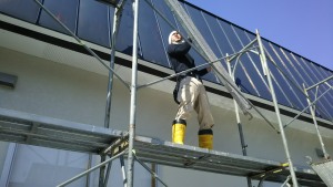 足場やコーキングもお任せください!