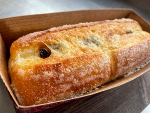 新作！ふんわりラムレーズンのシュガーバター　450円
