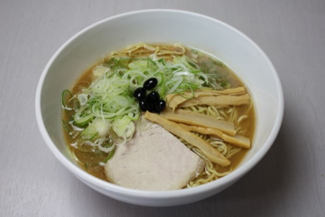 黒大豆みそラーメン