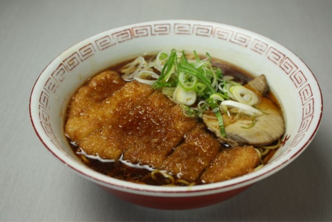 とんかつラーメン