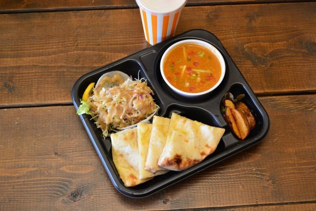 カレー弁当も販売中！