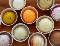 フレーバーは常時10種類前後。日によって変わります。