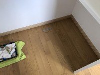 床の穴あけ間違い