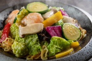 大地の恵み塩あんかけ焼きそば