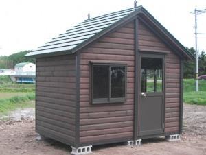 ログ物置を設置して、人の目線を頂き!