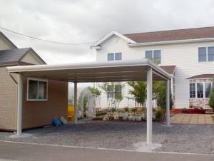 もう除雪はうんざりなアナタへ。カーポート付けませんか?