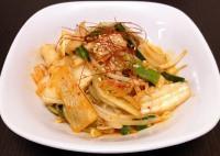 ホルモンのキムチ炒め　399円（お持ち帰りOK）
