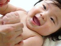 ベビーマッサージとは?