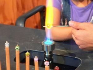 とんぼ玉製作体験