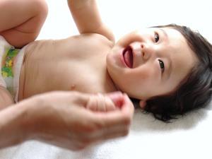 ベビーマッサージとは?