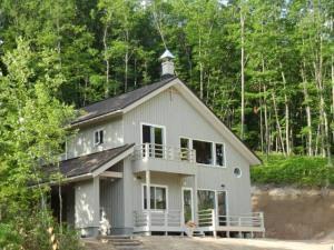 北海道らしい三角屋根住宅「山のアトリエ」
