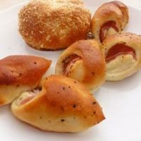 ㊤:カレーぱん ㊦ベーコンぱん