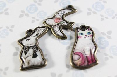 アクセサリーパーツ