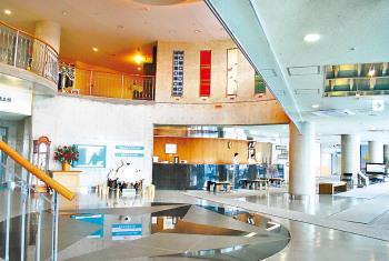 白金四季の森 ホテルパークヒルズ