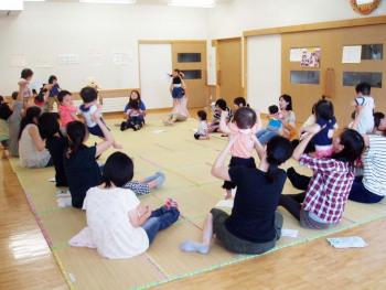 地域子育て支援センター にょきにょき