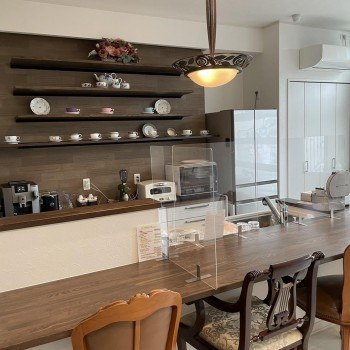 MI CASA cafe and gallery