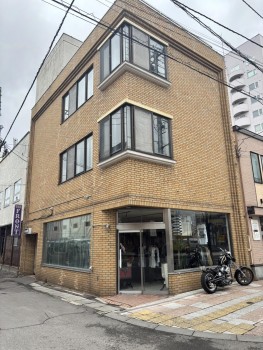 THE FRONT/ザ フロント